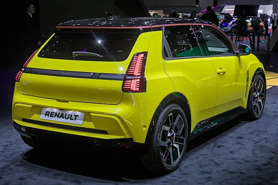 İkonik Renault 5 E-Tech %10 ÖTV Dilimiyle Türkiye Pazarına Giriş Yaptı